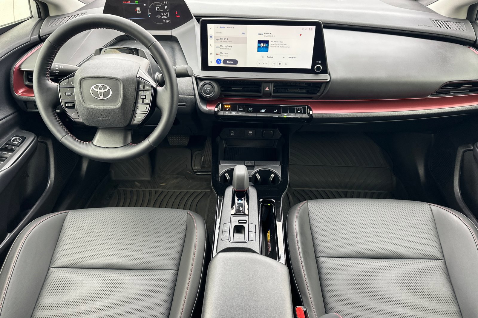 Used 2025 Toyota Prius SE image 13