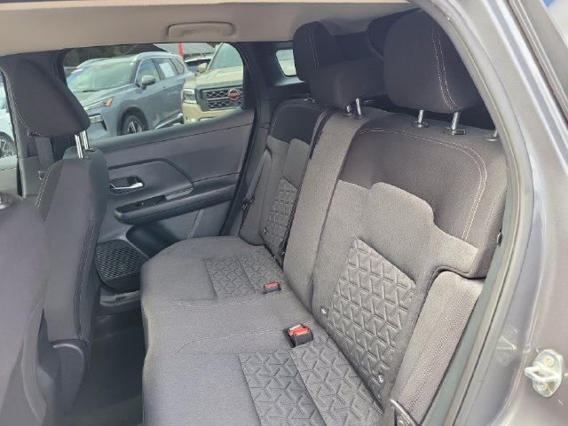 Certified 2025 Nissan Kicks SV FWD image 11
