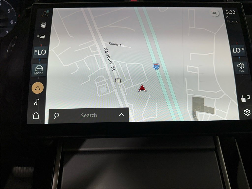 Used 2024 Land Rover Range Rover Velar S image 18