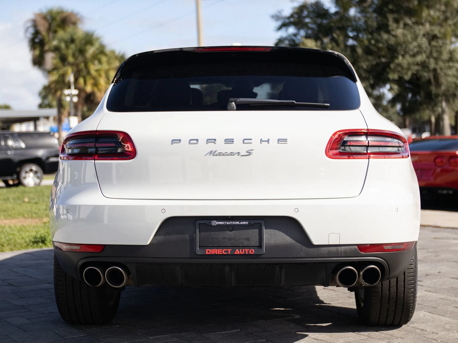 Used 2015 Porsche Macan S w/ Infotainment Package AWD/4WD image 11