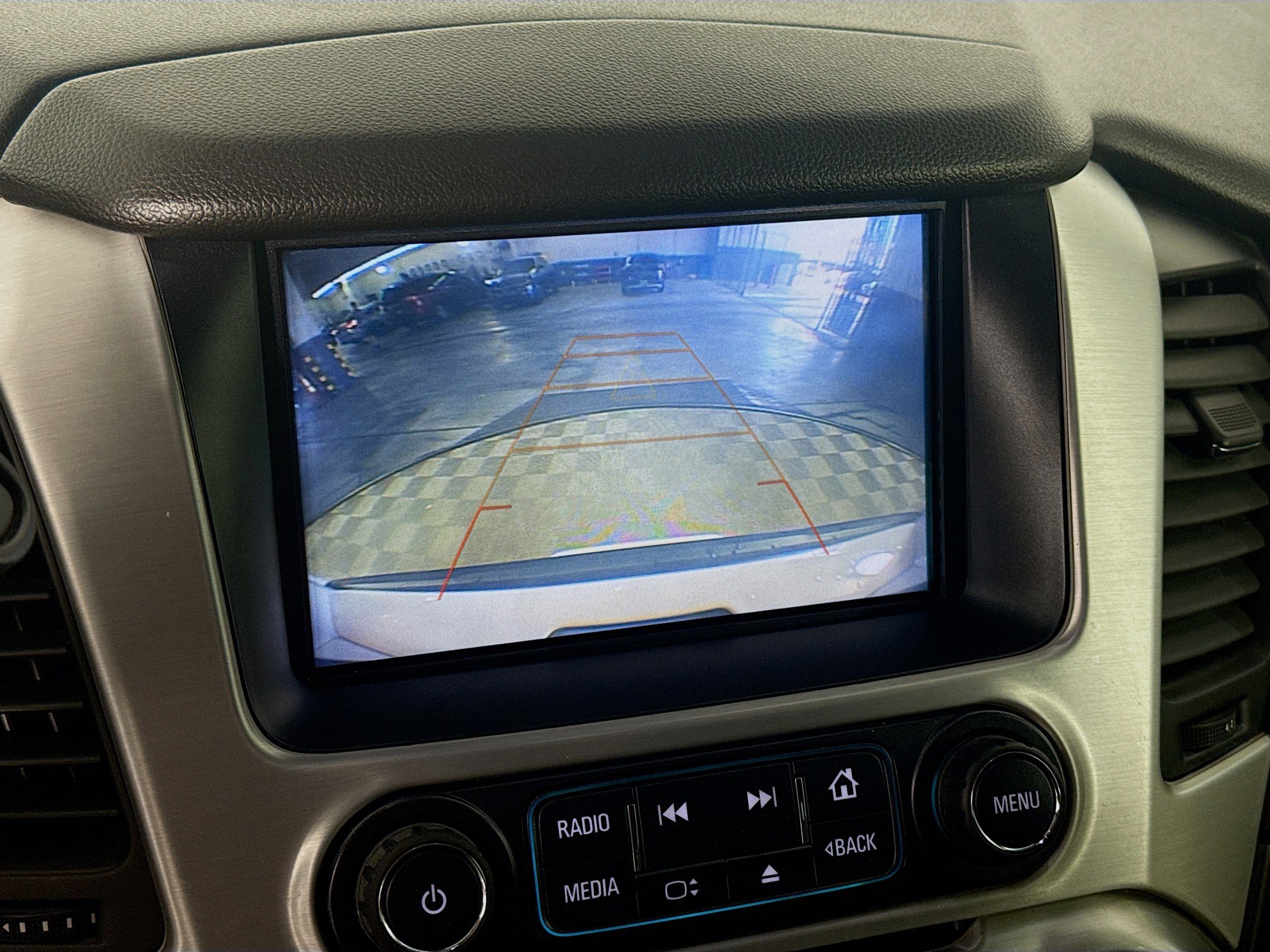 Used 2018 GMC Yukon SLT w/ HD Trailering Package image 19