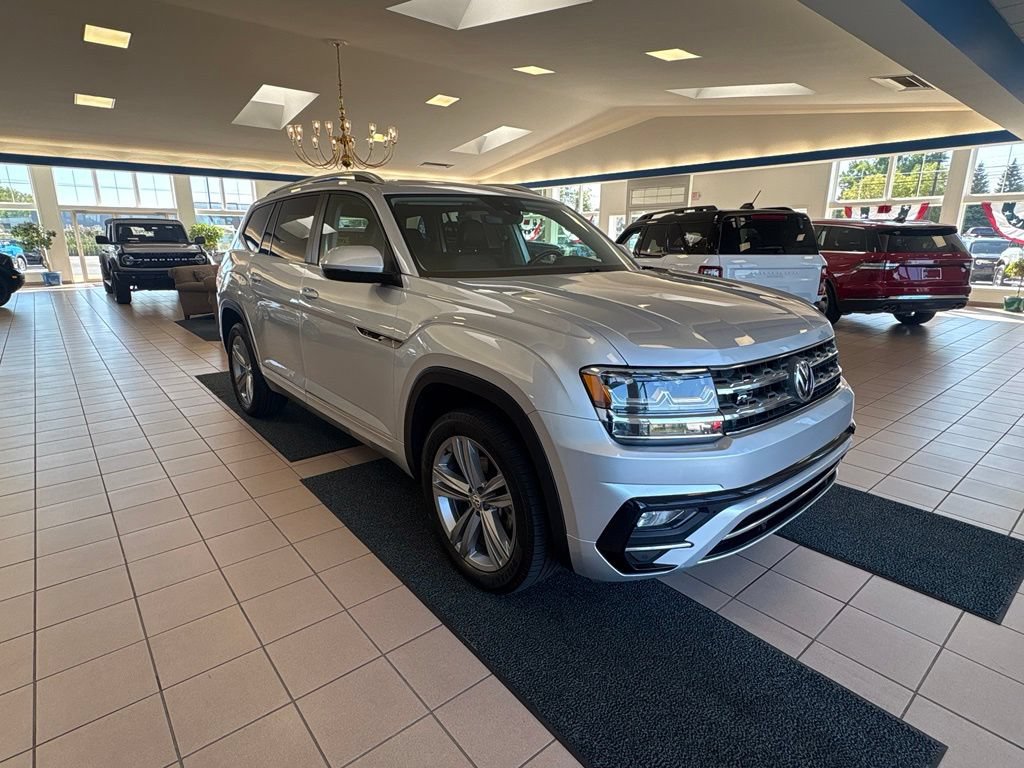 Used 2018 Volkswagen Atlas SEL w/ R-Line Package AWD/4WD image 7