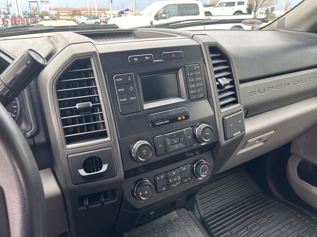 Used 2019 Ford F250 XL w/ Power Equipment Group image 20