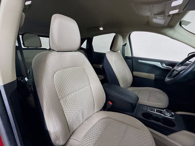 Certified 2020 Ford Escape SE image 26