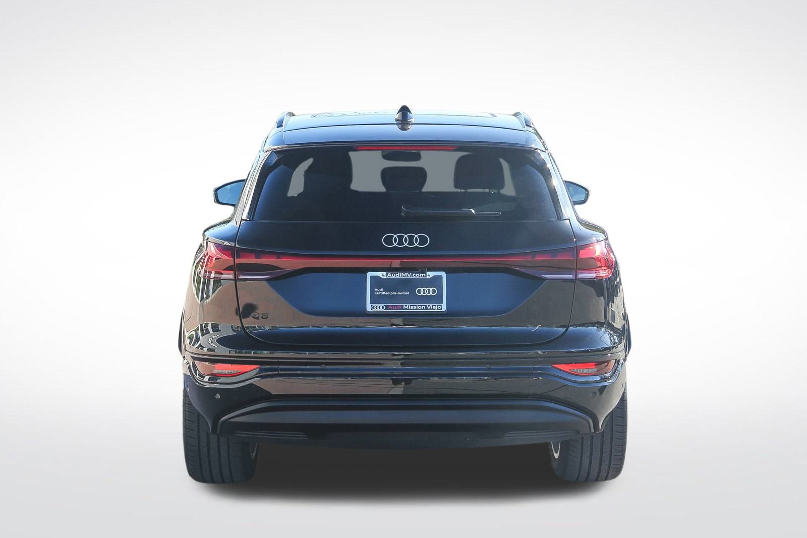 Certified 2025 Audi Q6 e-tron Premium w/ Convenience Package image 9