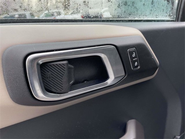 Used 2023 Ford Bronco Wildtrak image 19