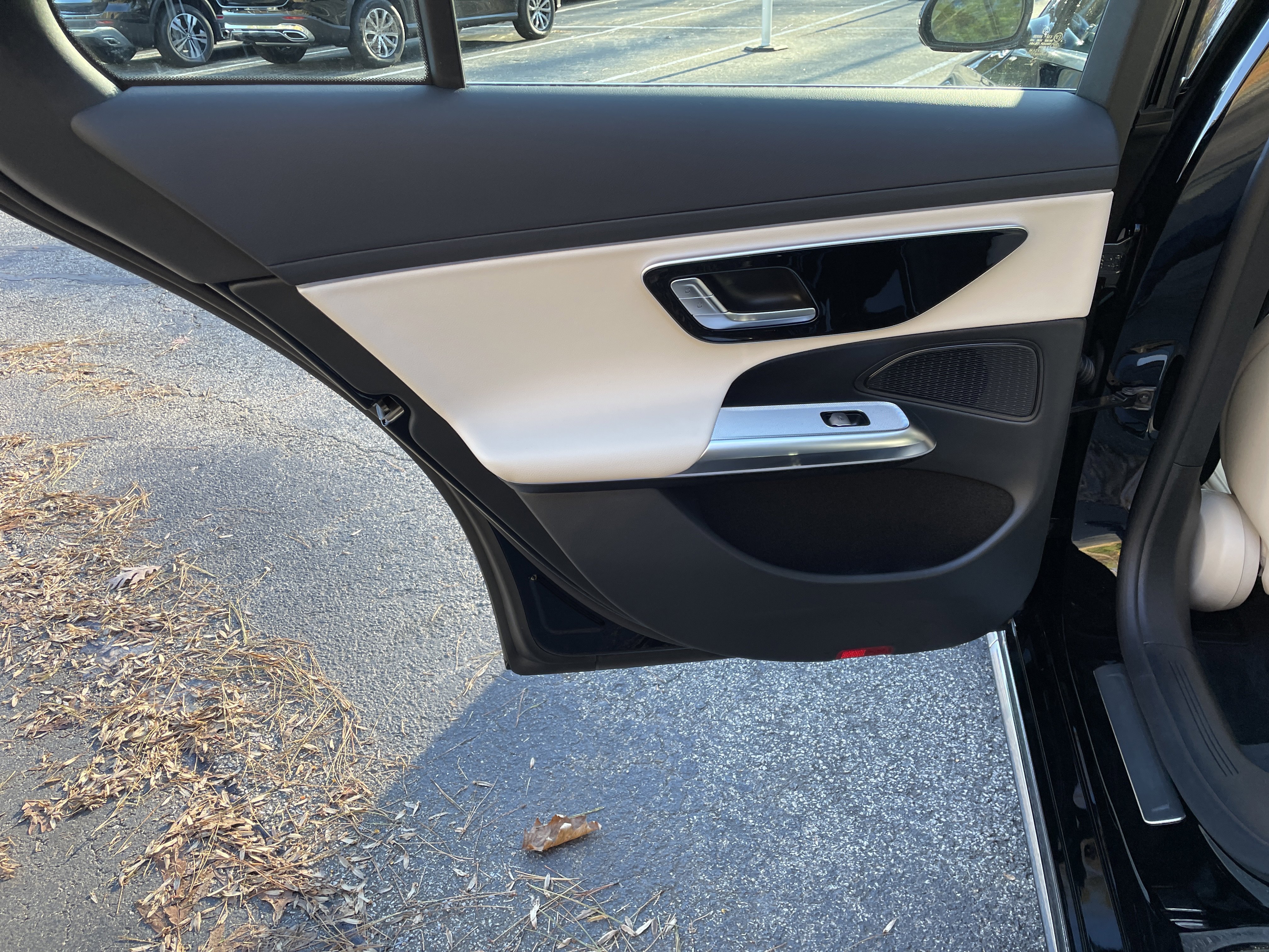 New 2026 Mercedes-Benz E 350 4MATIC Sedan image 35