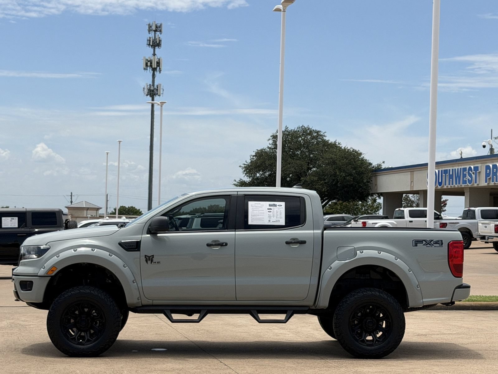 Used 2021 Ford Ranger XLT w/ Equipment Group 302A High AWD/4WD image 7