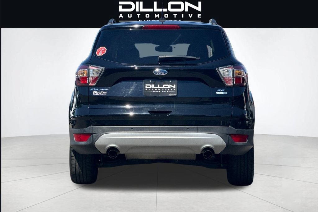 Used 2017 Ford Escape SE w/ Equipment Group 201A AWD/4WD image 5