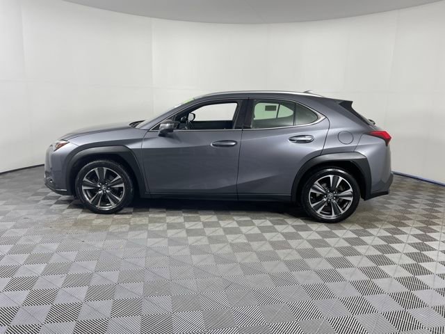 Used 2019 Lexus UX 200 w/ Premium Package image 5