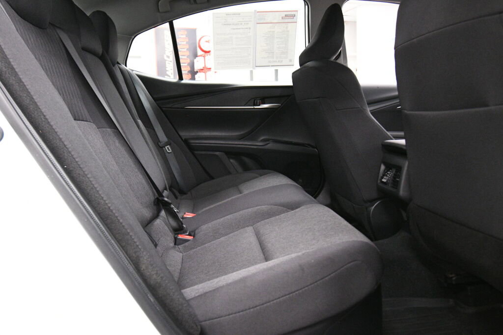 Certified 2025 Toyota Camry LE image 22