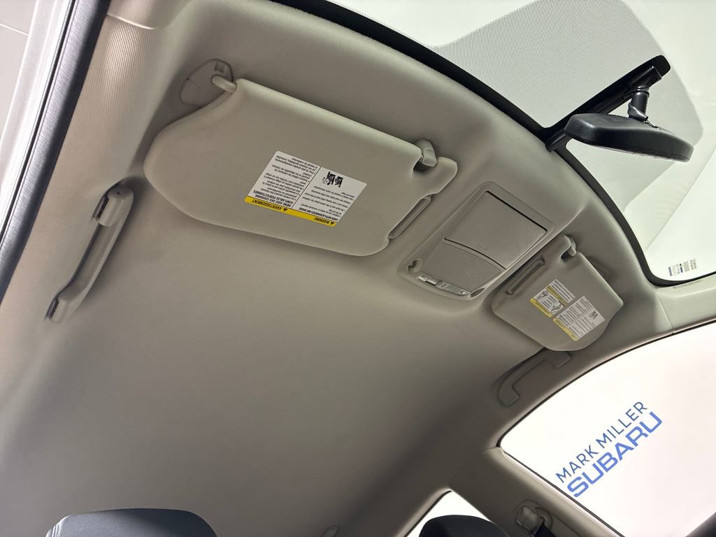 Used 2017 Nissan Pathfinder SV image 33