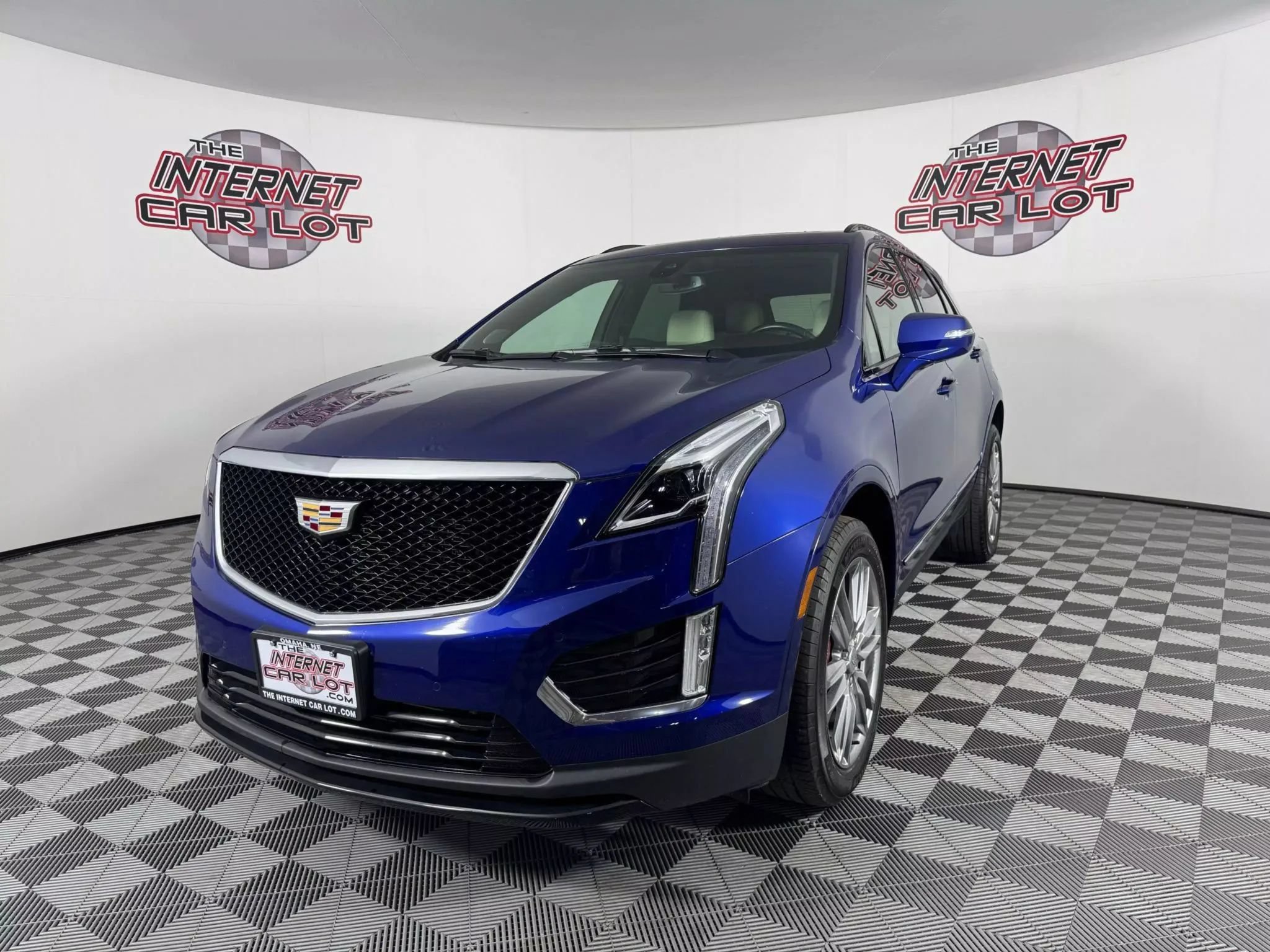 Used 2023 Cadillac XT5 Sportv AWD/4WD image 1