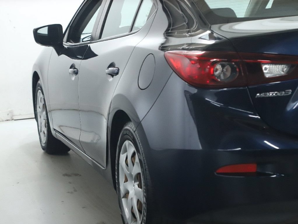 Used 2016 MAZDA MAZDA3 i Sport FWD image 38