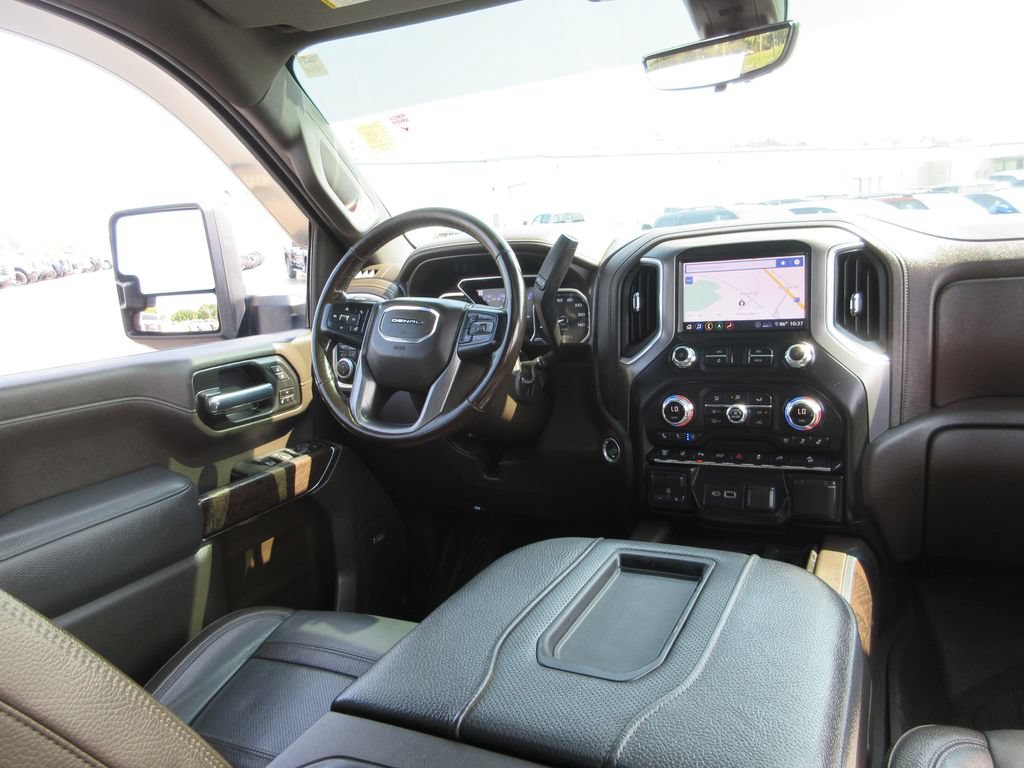 Certified 2020 GMC Sierra 2500 Denali w/ Denali Ultimate Package AWD/4WD image 29