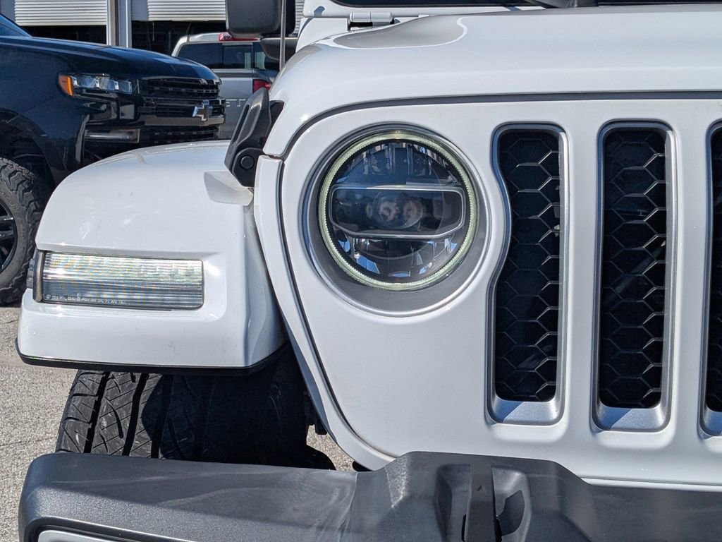 Used 2021 Jeep Wrangler Unlimited Sahara image 9