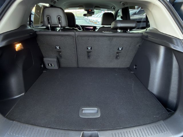 Certified 2025 Buick Encore GX Sport Touring FWD image 27