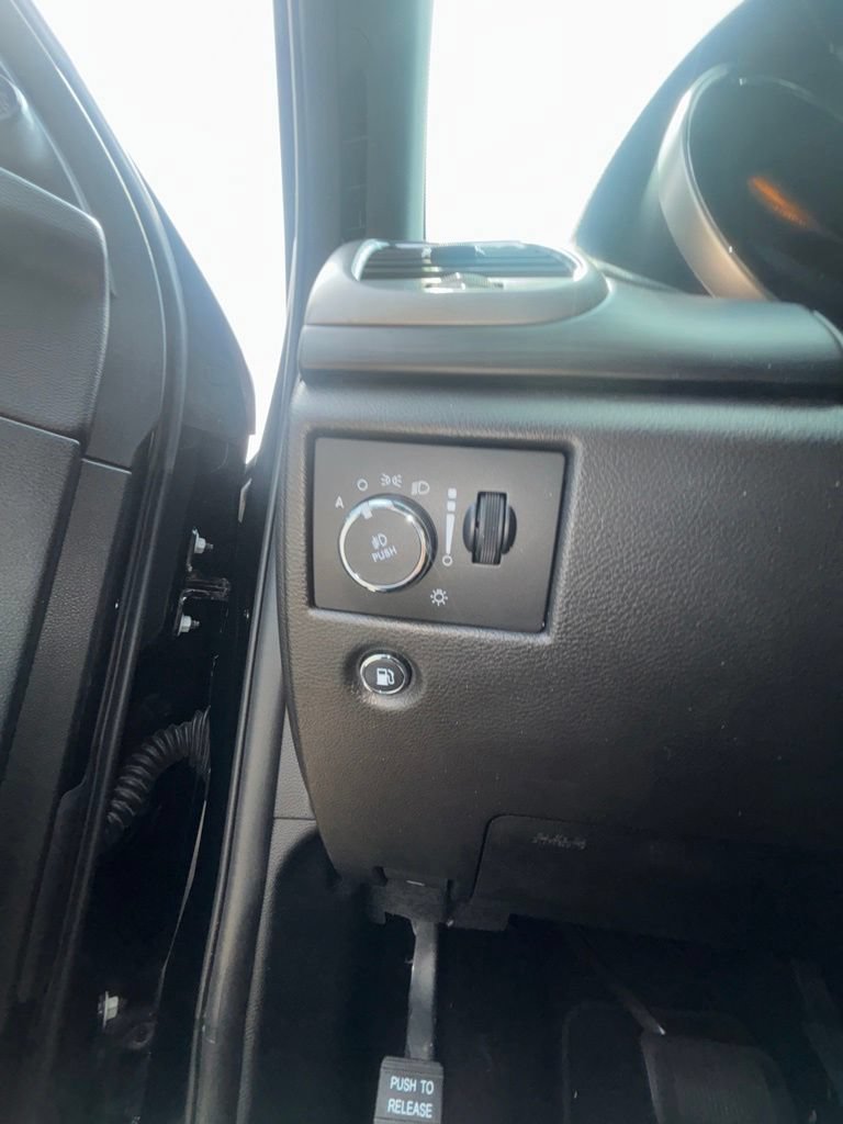 Used 2021 Jeep Grand Cherokee Laredo X RWD image 13
