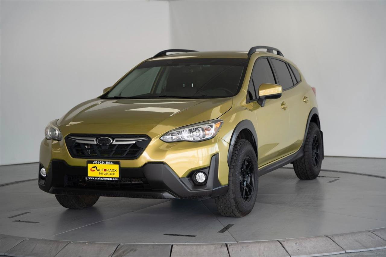 Used 2021 Subaru Crosstrek 2.0i Premium AWD/4WD image 3