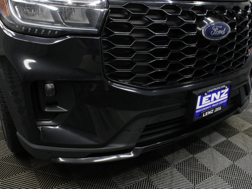 Used 2025 Ford Explorer ST AWD/4WD image 57