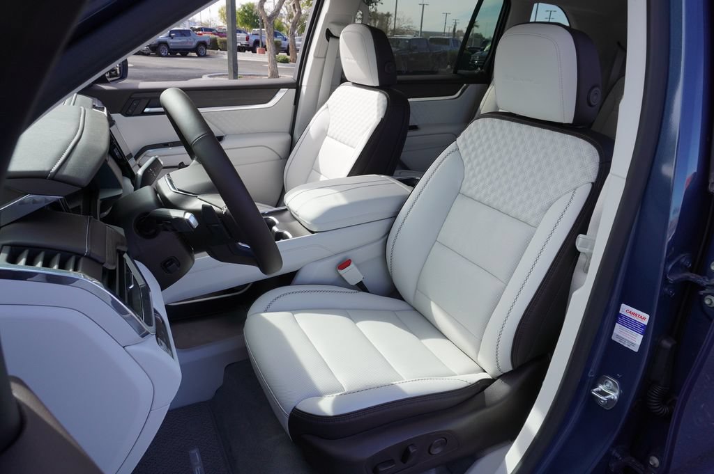 New 2026 GMC Acadia Denali FWD image 17