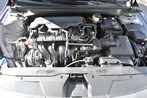 Used 2023 Hyundai Elantra SEL w/ Convenience Package image 29