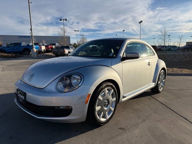 Used 2012 Volkswagen Beetle 2.5 image 3