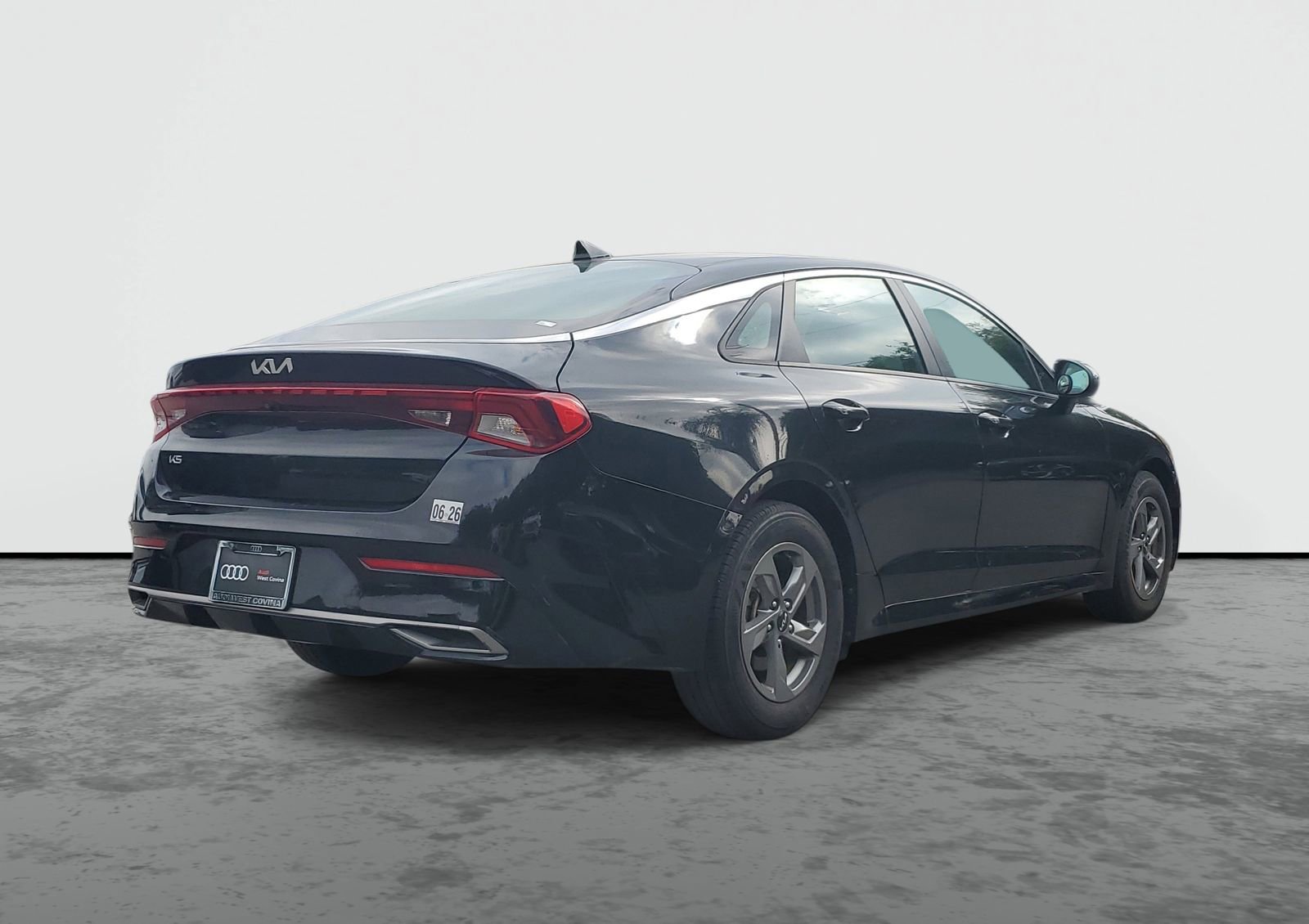 Used 2023 Kia K5 LXS FWD image 4