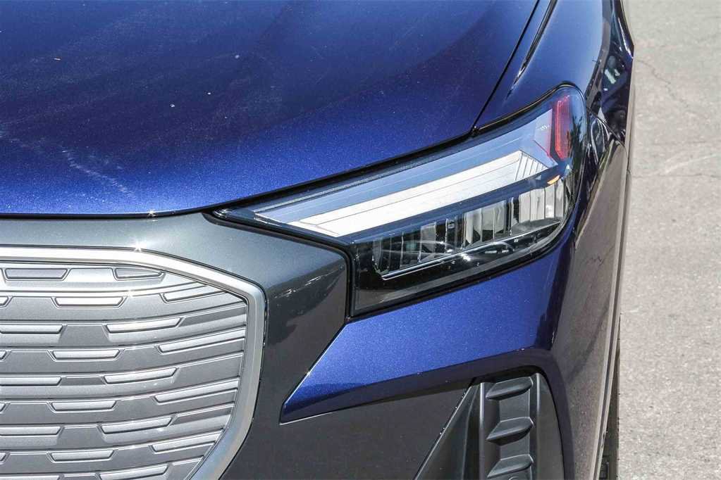 Used 2023 Audi Q4 e-tron Premium Plus w/ Premium Plus image 7