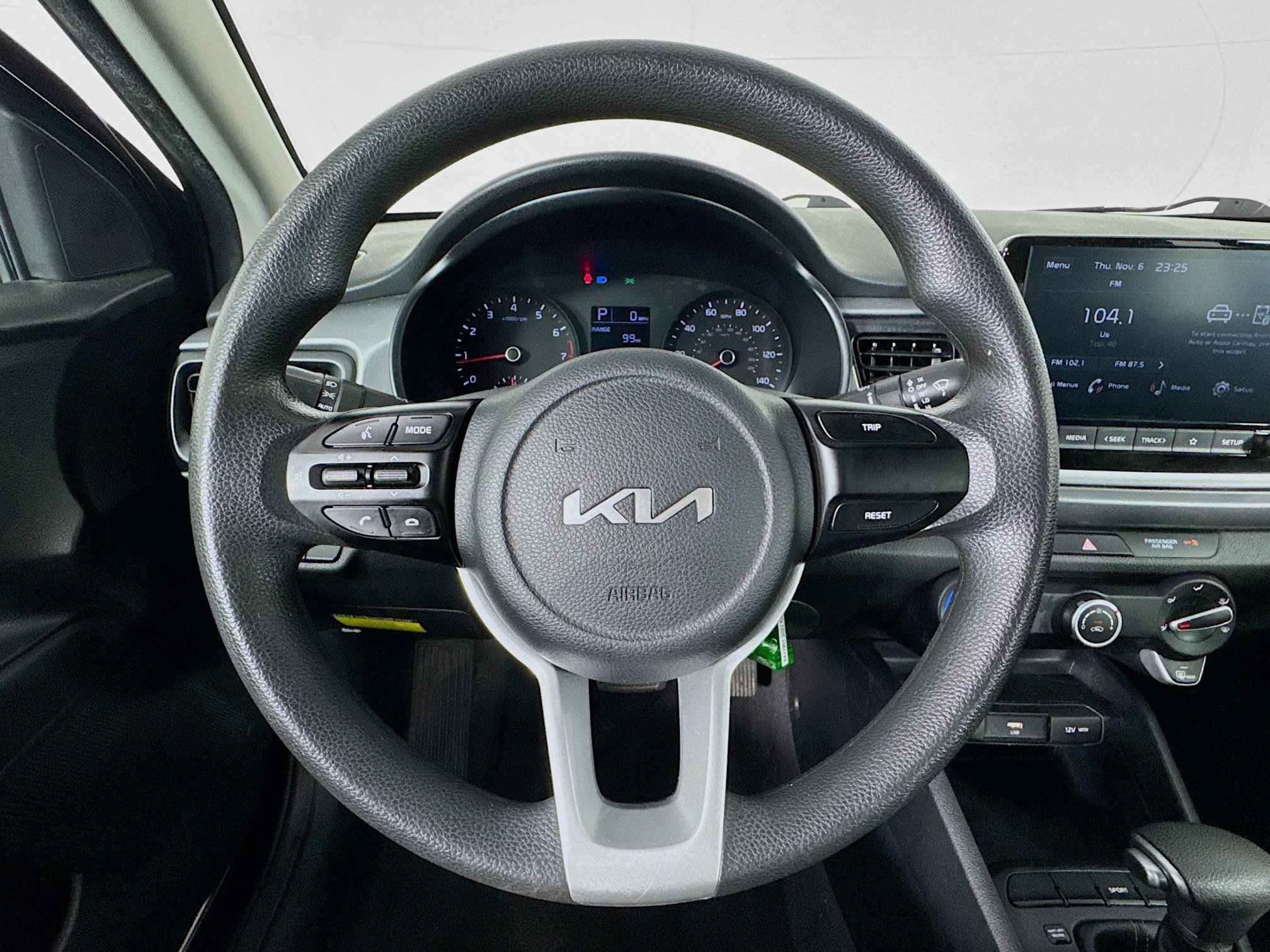 Used 2022 Kia Rio LX image 11