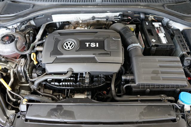 Used 2019 Volkswagen Jetta GLI image 48