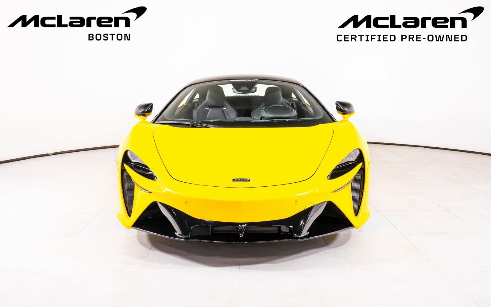 Used 2023 McLaren Artura RWD image 8