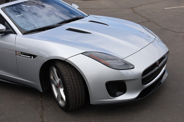 Used 2019 Jaguar F-TYPE R-Dynamic RWD image 10