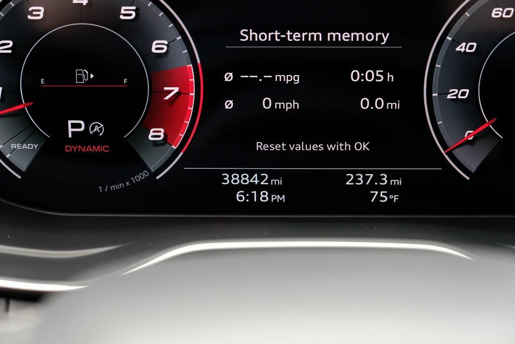 Used 2022 Audi SQ5 Prestige AWD/4WD image 19