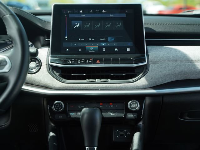 Used 2022 Jeep Compass Latitude image 29
