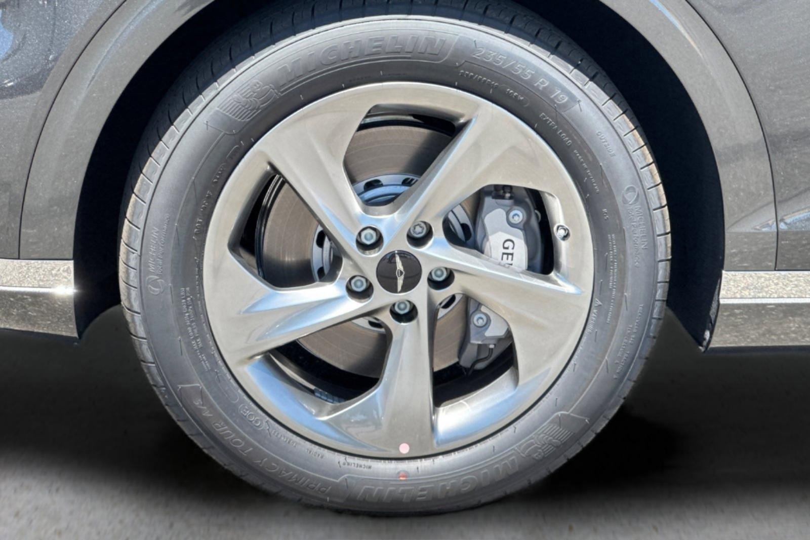 New 2026 Genesis GV70 2.5T Select image 32