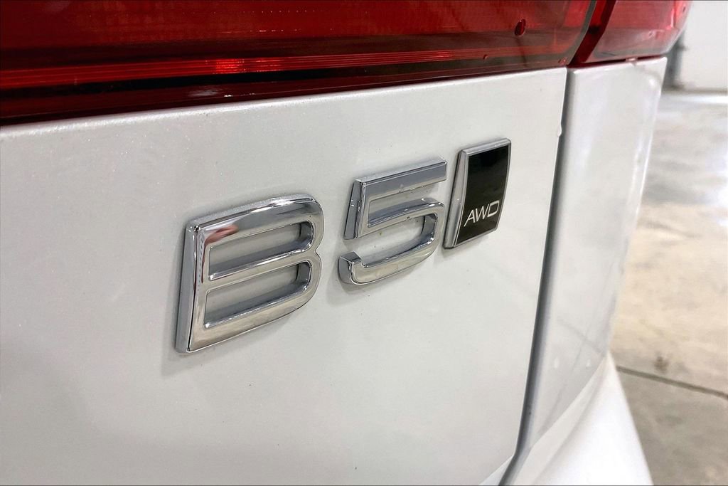 Certified 2023 Volvo XC60 B5 Plus w/ Climate Package AWD/4WD image 24