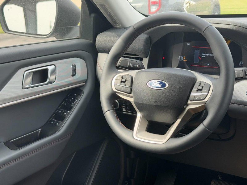 New 2026 Ford Explorer Active image 7