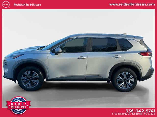 Used 2023 Nissan Rogue SV image 3
