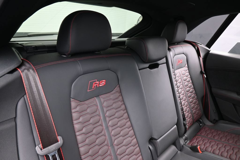 Used 2026 Audi RS Q8 performance AWD/4WD image 48