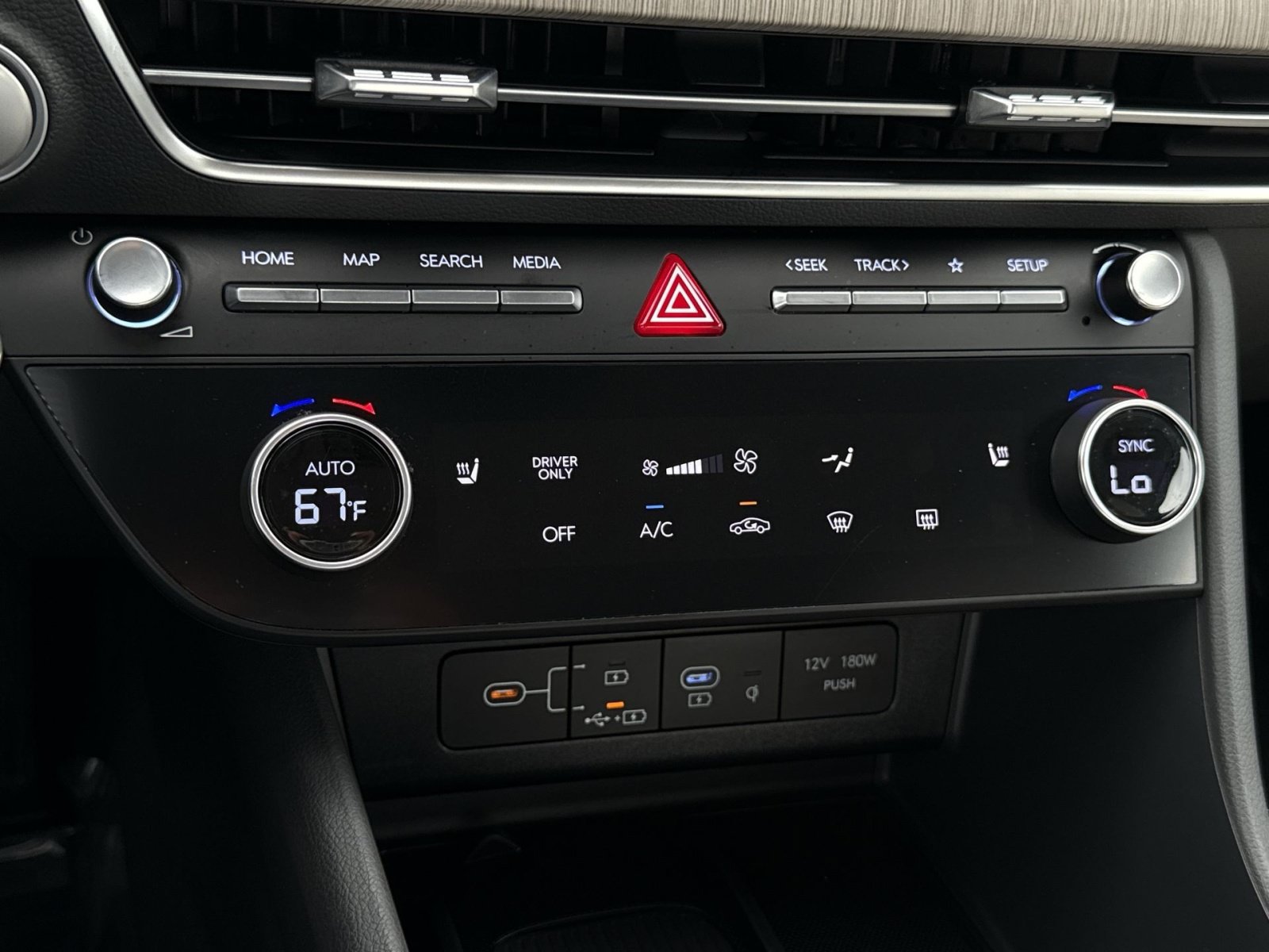 Used 2025 Hyundai Sonata SEL FWD image 21
