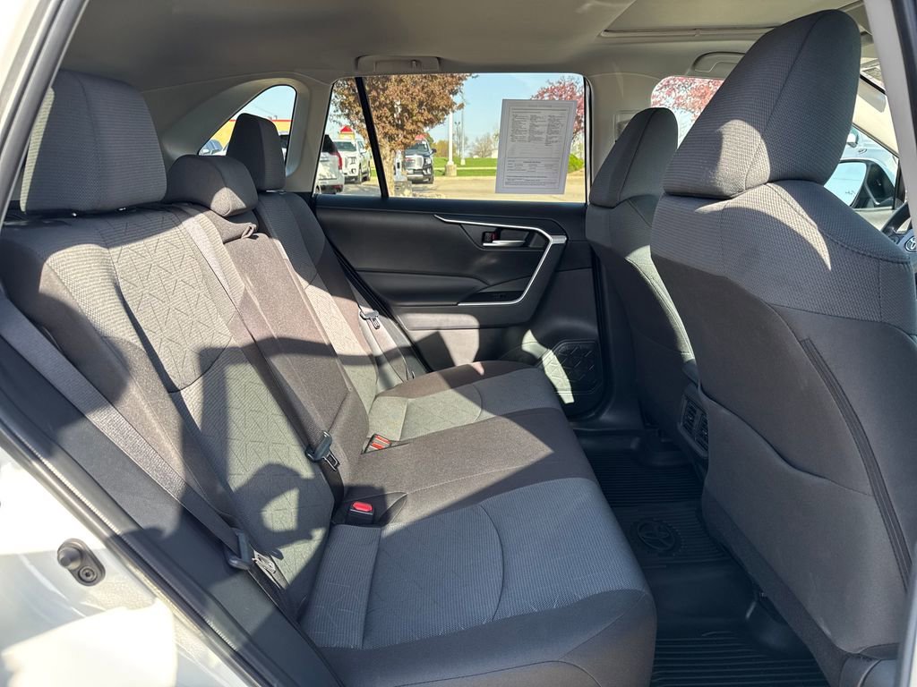 Used 2025 Toyota RAV4 XLE w/ Convenience Package AWD/4WD image 34