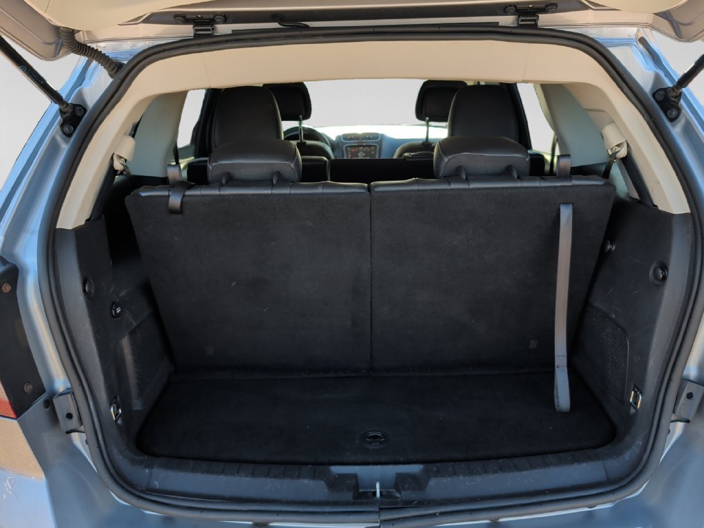 Used 2018 Dodge Journey Crossroad w/ Nav & Sun Group AWD/4WD image 38