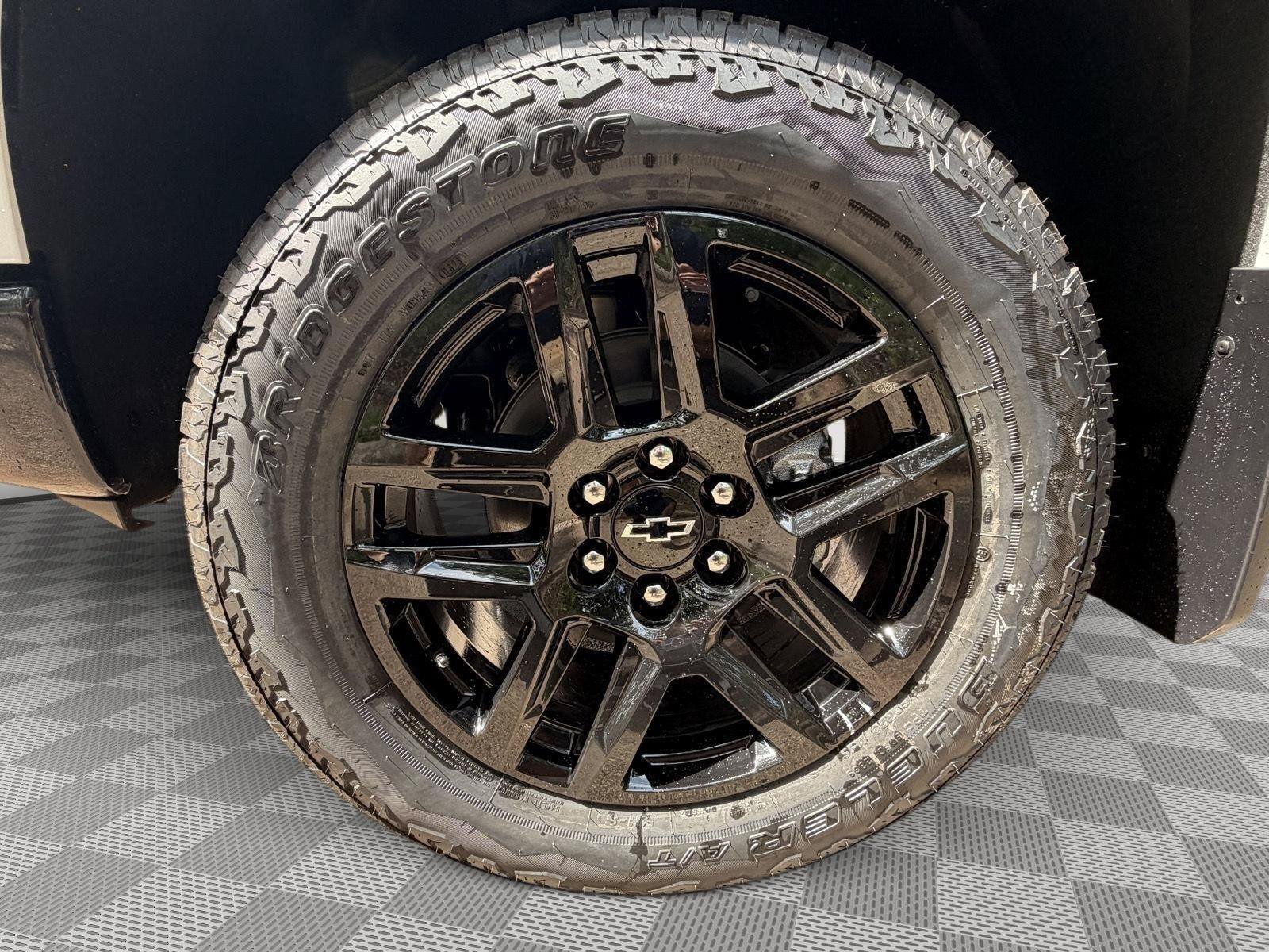 New 2026 Chevrolet Silverado 1500 LT Trail Boss w/ LT Trail Boss Premium Package AWD/4WD image 11