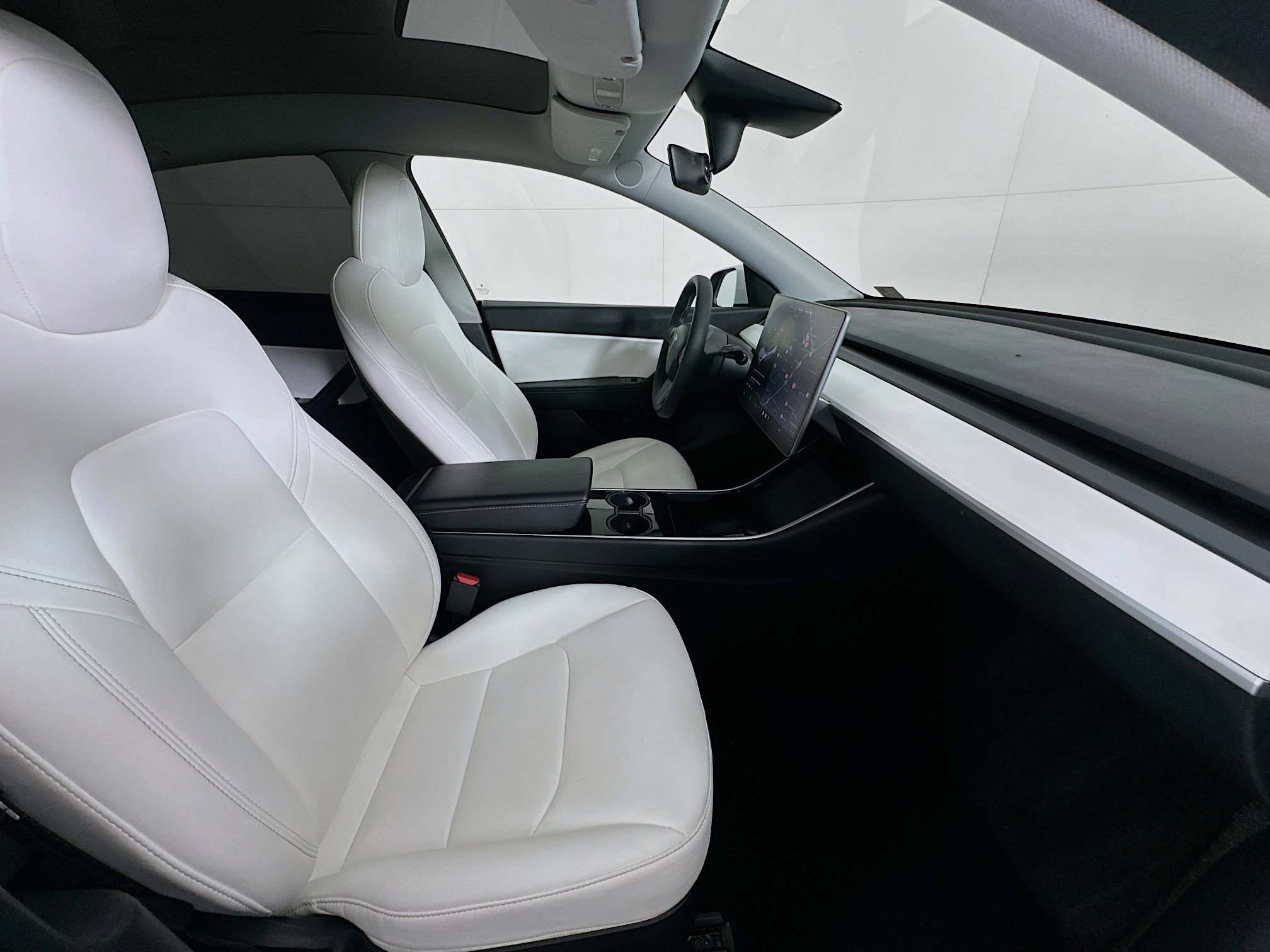 Used 2020 Tesla Model Y Performance image 31