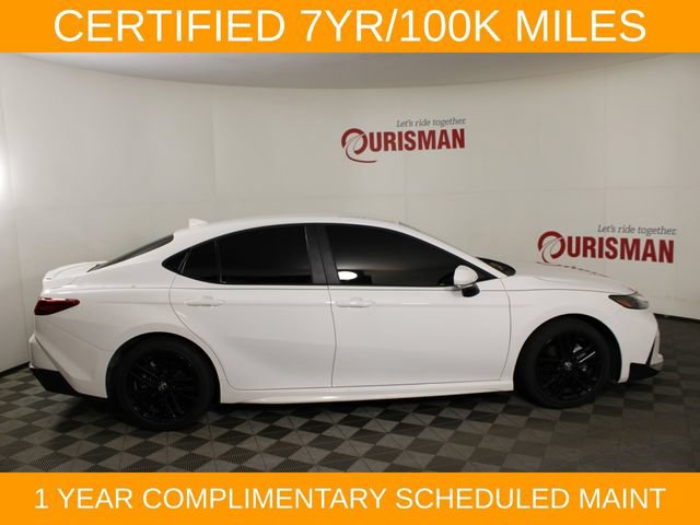 Used 2025 Toyota Camry SE FWD image 8