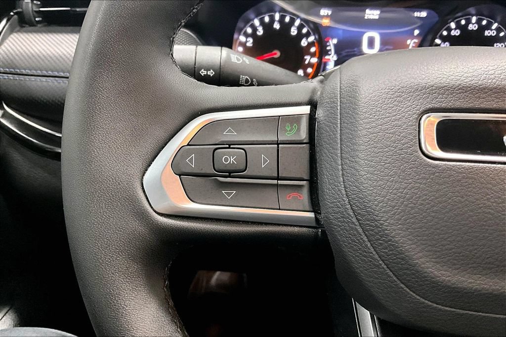 Used 2026 Jeep Compass Latitude AWD/4WD image 23