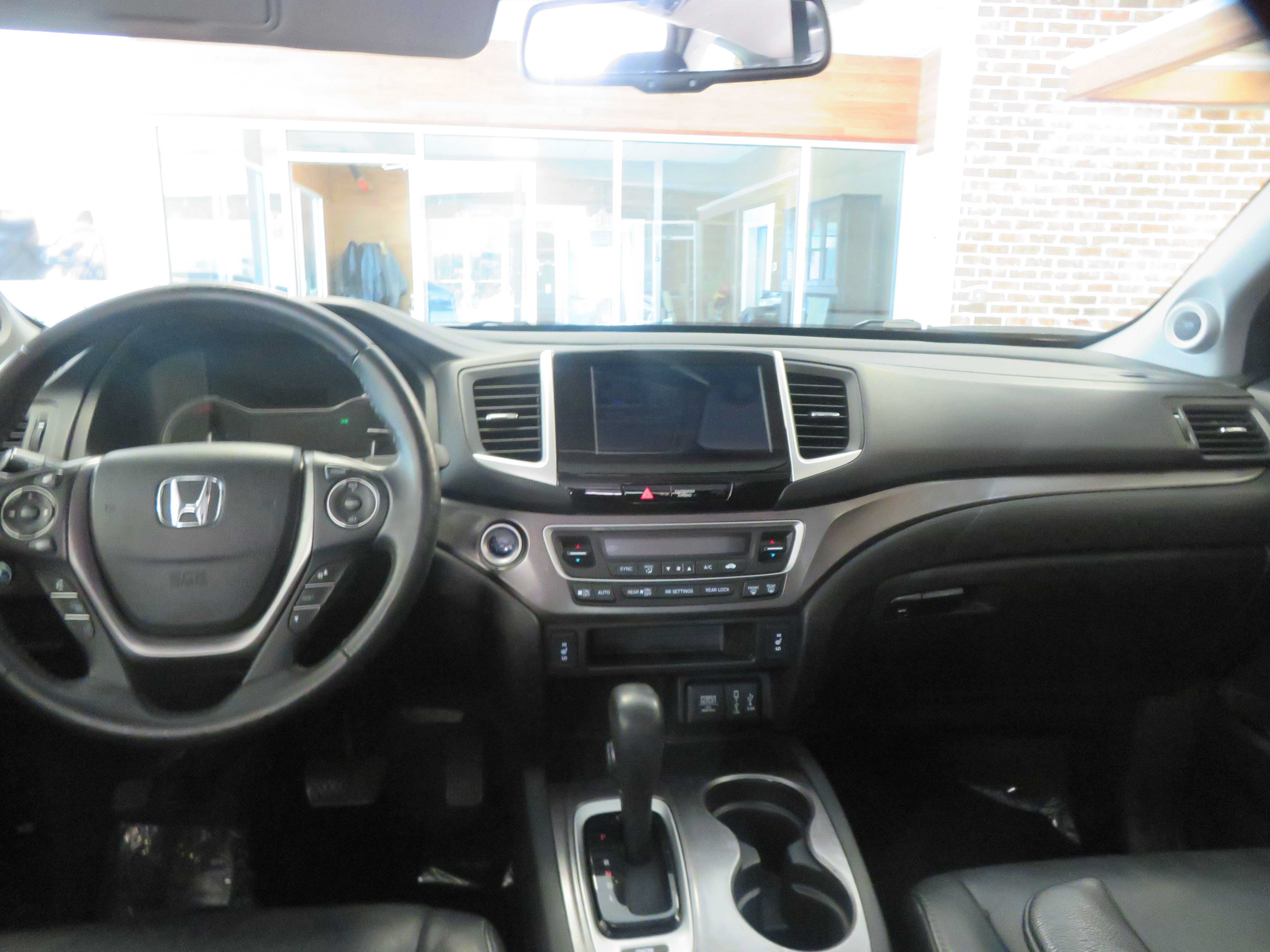 Used 2017 Honda Pilot EX-L image 49