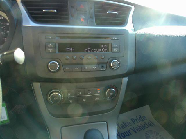 Used 2013 Nissan Sentra SV image 10