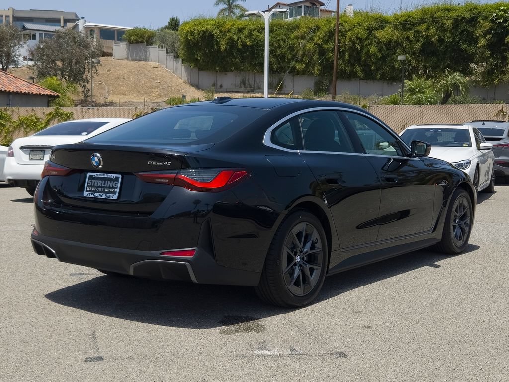 New 2026 BMW i4 eDrive40 w/ Parking Assistance Package RWD image 18